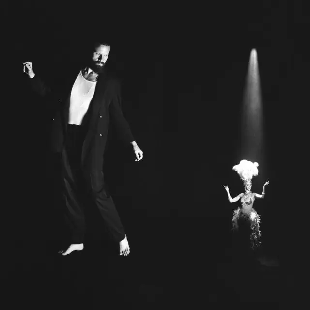 Free Returns Father John Misty - Chloë And The Next 20th Century